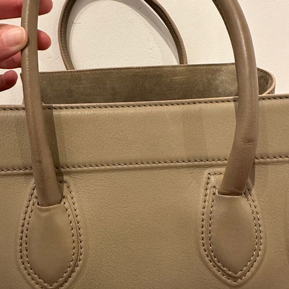 Celine Luggage Medium Bag AVAILABLE TILL 06/01 - Picture 13 of 13